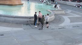 Homeless man harassed in Trafalgar Square fountains by group of teens
