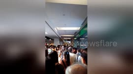 Newsflare Edit - Bargain hunters queue for Huawei phone after it was reduced to less than half price