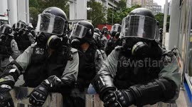 Hong Kong protest: Police crack down on Yuen Long rally