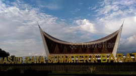 Timelapse west sumatra grand mosque