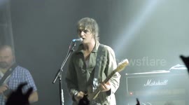 The Libertines perform 'Can't Stand Me Now' at Coombe Weekender