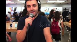 US songwriter writes and records song from scratch at Apple store in just six hours