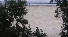 Whaley Bridge Dam overflowing and on brink of collapse