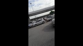 Thai driver pushes other cars after being blocked in