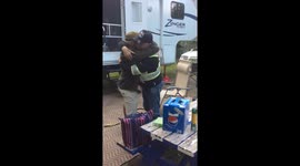 Veterans reunited after 40 years as former soldier flies from UK to Canada