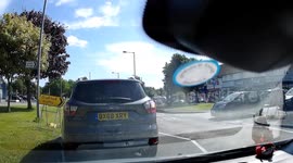 Car towing trailer causes very mear miss!