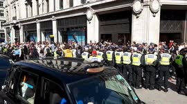 Footage of anti-fascist scuffle at Oxford Circus and aftermath