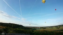 Oswestry Hot Balloon Carnival. Mass timellapse launch.