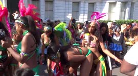 Fun Caribbean dance at Notting Hill Carnival 2019