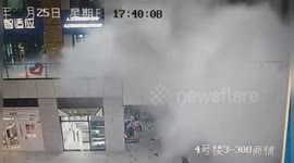Rainwater crashes down into Chinese mall after ceiling collapses