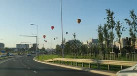 Hot air baloons
