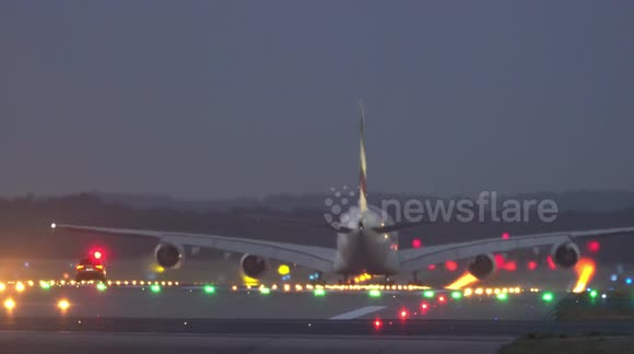 Rare moment plane spotter captures car 'chasing' aircraft at German airport