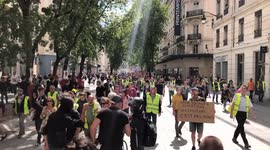 Return of yellow vests