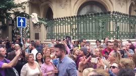 Last goodbye to spanish singer Camilo Sesto
