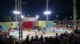 Famous Circus Clown Juggling Up Game With Boys Act , Crossing Bracks