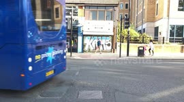 Cyclist jumps red light in Southampton