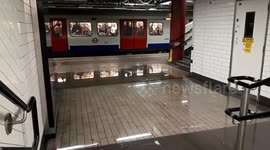Chaos as flooding hits Liverpool Street station during evening rush hour