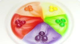 YouTuber in Ukraine mixes Skittles with water to create stunning rainbow palette