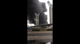 Huge fire breaks out at French chemicals factory in Rouen