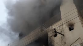 Massive blaze guts quilt store in northern India