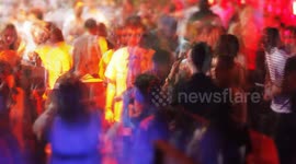 timelapse of a crowd dancing in barcelona's biggest club, Razzmatazz