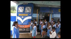 Indian school transforms classrooms into train to attract pupils
