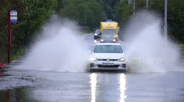 Road to Castleford in Yorkshire flooded as river bursts banks