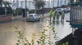 London's Finsbury Park flooded as burst pipe deluges roads