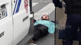 Extinction Rebellion activists continue Paris protest