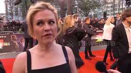 Anna Paquin reveals Robert De Niro 'is quite shy' on set