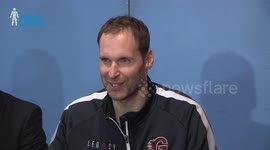 Petr Cech says ice hockey debut is a dream come true