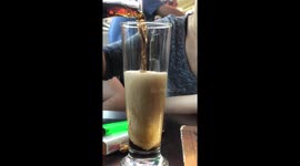 Coca Cola slow motion satysfing video!