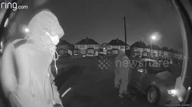 Brazen car thieves caught on camera laughing as they steal Audi from driveway