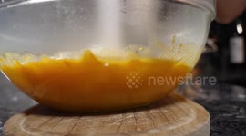 Mixing food