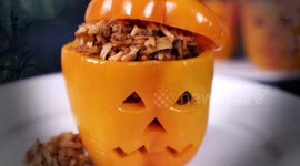UK YouTuber cooks spooky Jack-o’-lantern stuffed peppers for Halloween