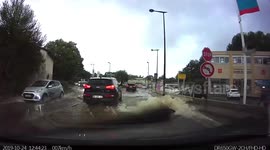 Heavy rain causes flooding in southern France