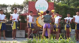 Traditional Thai music and dancing in Bangkok.