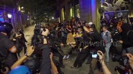 Police clash with pro-indpendence protesters in Barcelona