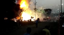 Explosions as huge blaze tears through makeshift firecracker shops in north India