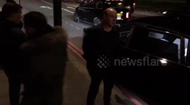 Simon Cowell Gets Swamped By Fans