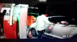 Cop's daughter attacks officials with knife after asked to pay toll tax in central India