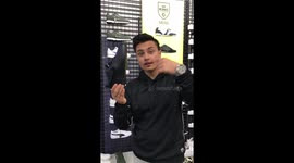 Magician colour changing shoe logo