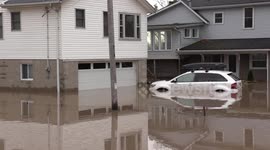 Massive lake surge and wind storm (seiche) floods towns along Lake Erie in Canada in Wainfleet and Port Colborne
