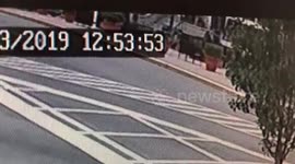 Out of control garbage truck flies off over pass near Lincoln tunnel in New York