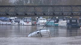 UK floods: Tewkesbury flooded as River Severn bursts its banks