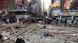 Hong Kong protestors push forward their front lines