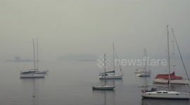 Smoke blankets Sydney as wildfires spread across Australia