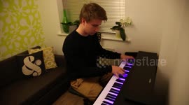 Teen prodigy plays note-perfect piano despite inability to read sheet music
