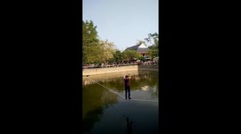 Slacklining - Vietnam-style!