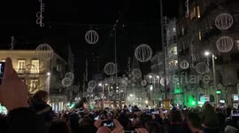 Vigo turns on Christmas